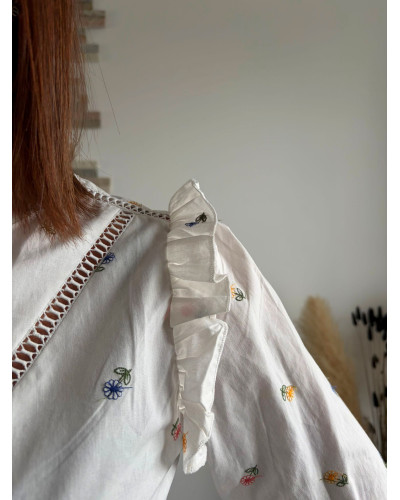 BENEDICTE | Blouse coton blanche broderie fleurie