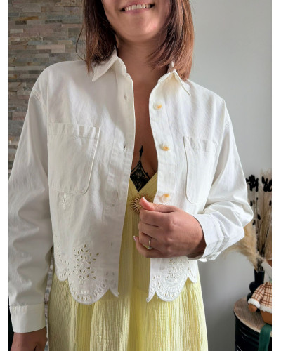 KAMILA | Veste en jean blanche avec broderie