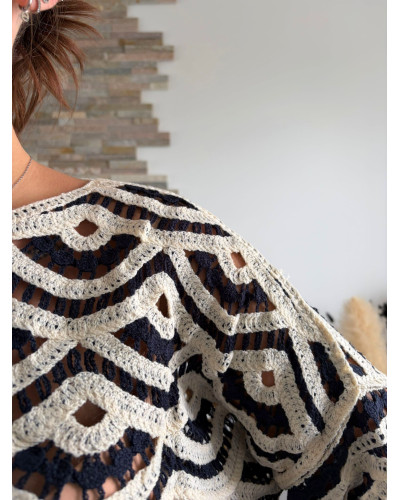 LUCAS | Pull en crochet bleu nuit et écru