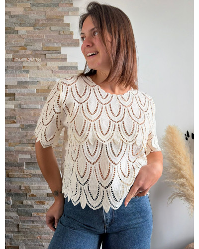 CLAUDETTE | Blouse écrue en broderie manche courte