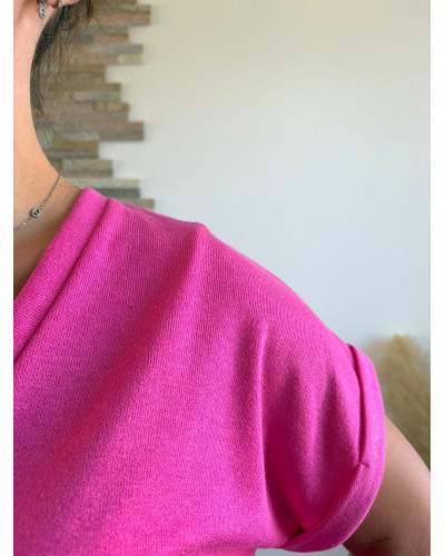 RUBEN | Tee-shirt rose fushia col v légèrement irisé