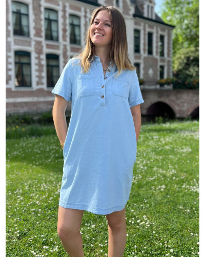 NOUR | Robe droite en jean clair col chemise