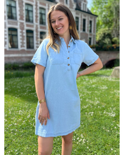 NOUR | Robe droite en jean clair col chemise