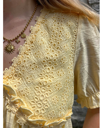KALI | Blouse jaune beurre péplum avec broderie