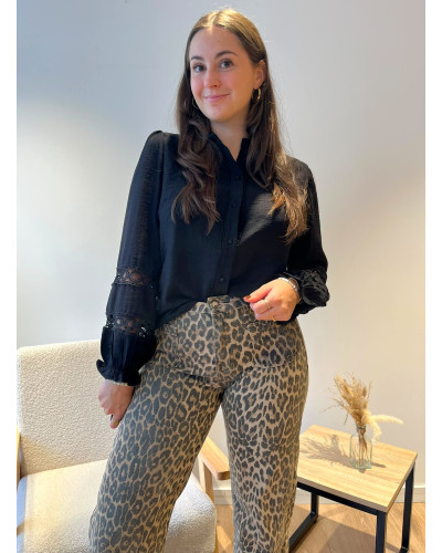 SUZANNE | Blouse noire fluide détails ajourés