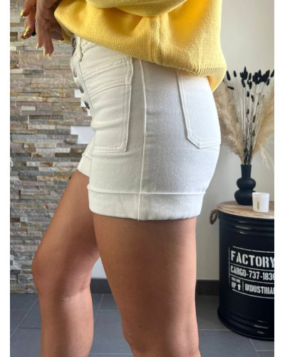 Short André