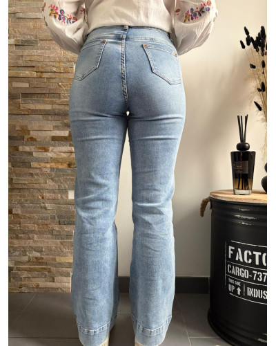 CLEMENT | Jean droit légèrement évasé