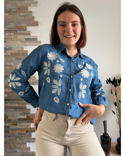 GLORIA | Chemise en jean broderie blanche
