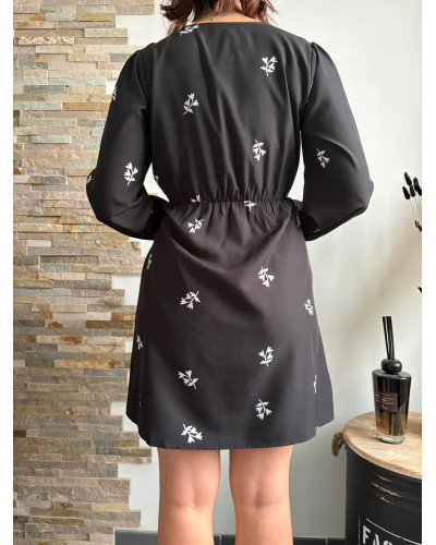 DAPHNEE | Robe noire fluide à motifs