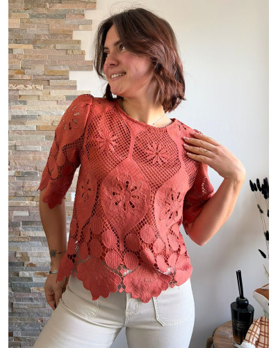 DEBBY | Blouse terracotta total broderie