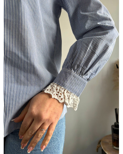 FABIENNE | Blouse bleue rayée avec broderie