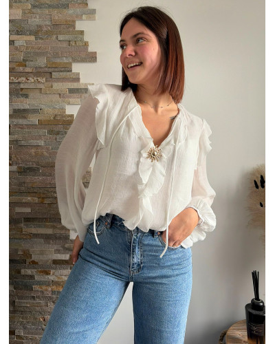 SAFIA | Blouse blanche broche soleil doré