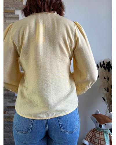 VALENTINA | Blouse jaune beurre péplum avec broderie