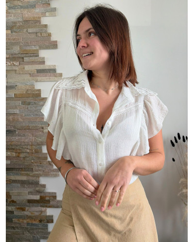 CAPUCINE | Blouse blanche manche courte volant