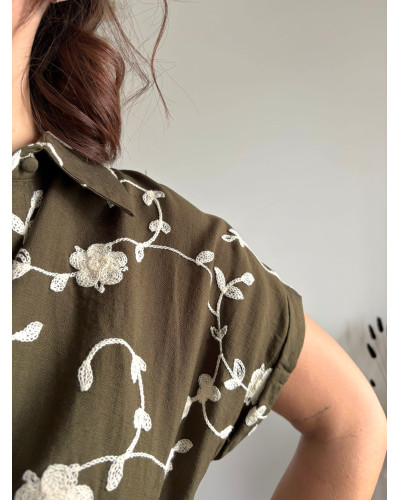 YVETTE | Robe kaki broderie blanche